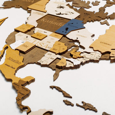 Premium Wanddekor 3D Weltkarte aus Holz in Deutsch mit Pins | Mehrfarbig - WOW WOOD